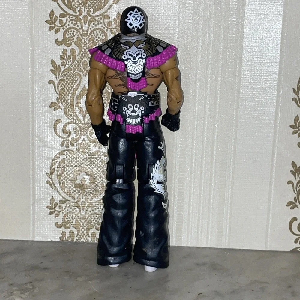 WWE Wrestle Mania 22 Entrance Greats Attire Rey Mysterio Figure | Belt‎ Collar